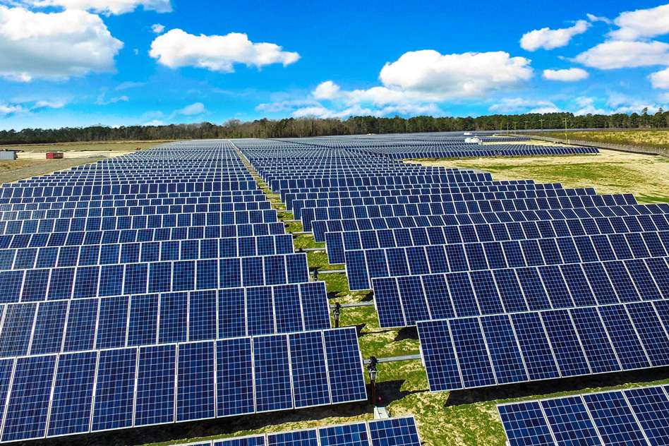 انرژی خورشیدی، از کالای لوکس تا ضرورتی اقتصادی