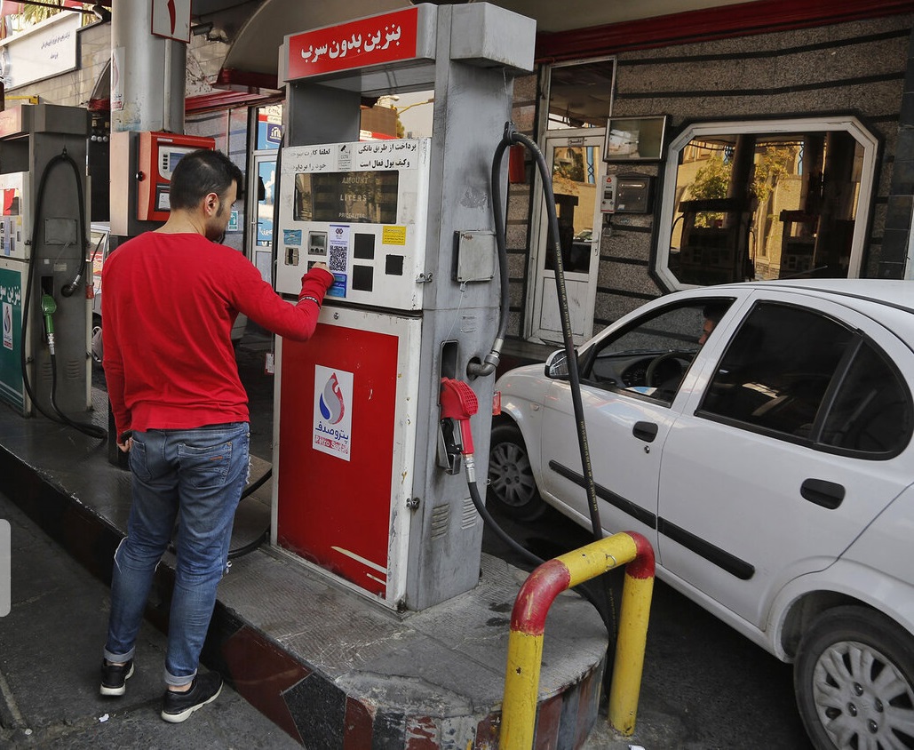 شارژ سهمیه بنزین در کارت های بانکی