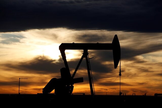 آمریکا ترمز تولید نفت را کشید