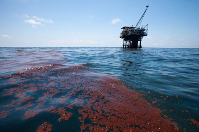 آلودگی خلیج‌فارس و محکومیت سه پالایشگاه گازی آلوده کننده