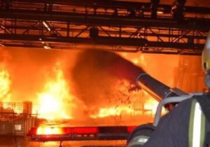 نبض انرژی:آتش سوزی پتروشیمی خارگ قربانی گرفت