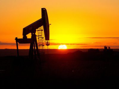 عوامل غیبی نمی‌گذارند تولید نفت بالا برود