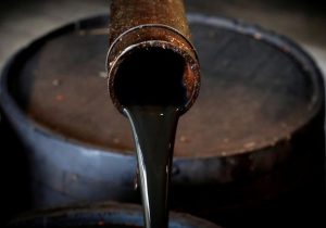 یک عضو اوپک در آستانه حذف از جمع صادرکنندگان نفت