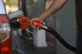 مصرف بنزین در فروردین ۱۴۰۰ چقدر بود ؟