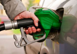 افزایش قیمت بنزین دور از انتظار است