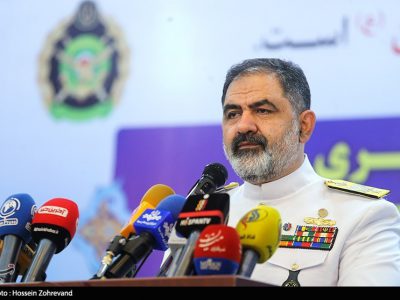 دریادار ایرانی: زیردریایی‌های جدیدی در دست ساخت است