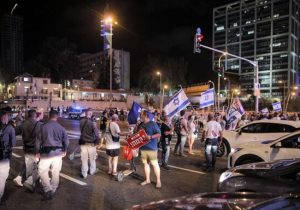 دومین هفته اعتراضات شهروندان اسرائیلی علیه توافق نفتی امارات