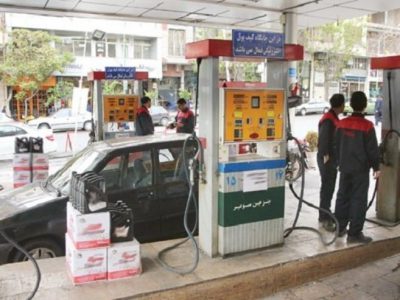 سوخت‌گیری با کارت سوخت در ۲۲۰ پمپ‌ بنزین کشور / عرضه بنزین با نرخ آزاد در ۸۰ درصد جایگاه‌ها