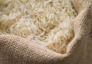 هند در ازای پول نفت برنج بی‌کیفیت تحویل ما می‌دهد