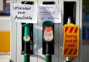 قیمت بنزین در انگلیس رکورد زد