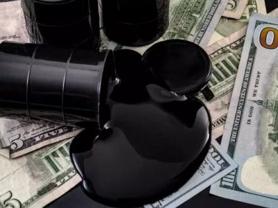 قیمت نفت با وجود برداشت هماهنگ از ذخیره‌سازی‌ها بالای ۸۰ دلار ماند