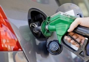 وزیر نفت: بنزین گران نمی شود