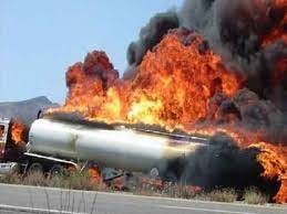 انفجار تانکرحامل سوخت در فارس/راننده جان باخت