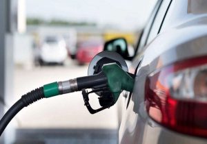 سرپرست منطقه آزاد کیش خبر داد: اختصاص سهمیه ۲۰ لیتری بنزین برای هر کد ملی