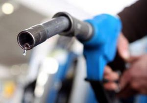 میزان بنزین سهمیه ای به هر فرد چند لیتر است ۱۵، ۲۰ یا بیشتر؟