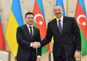 جمهوری آذربایجان بنزین رایگان به اوکراین می‌دهد