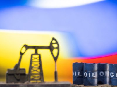 عرضه نفت خام و میعانات گازی روسیه کاهش یافت