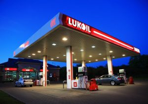 لوک اویل ۱۰۰ درصد از سهام شرکت نفت شل را تصاحب می‌کند