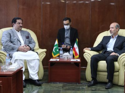 دیدار وزیر نیرو با وزیر انرژی پاکستان/ تاکید بر توسعه روابط تهران- اسلام‌آباد در حوزه انرژی