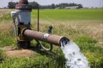 اتلاف منابع آب در کشاورزی خرده مالکی/ راهکار چیست؟