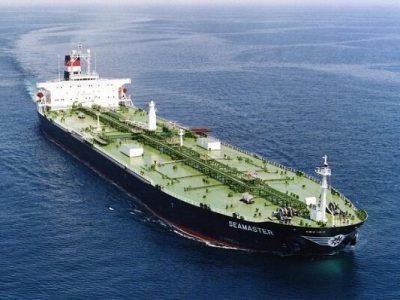 بارگیری دوباره نفت دزدیده شده ایران در یونان به نفتکش لانا آغاز شد