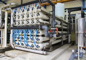 احداث 3 پروژه آب‌شیرین‌کن در جزیره قشم/ وضعیت تامین آب شرب ۵۶ هزار نفر بهبود می‌یابد