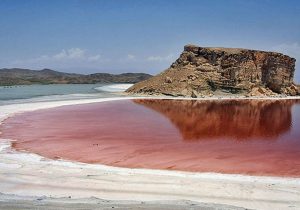 سازمان برنامه و وبودجه: طرح انتقال آب به دریاچه ارومیه ۸۸ درصد پیشرفت کرد