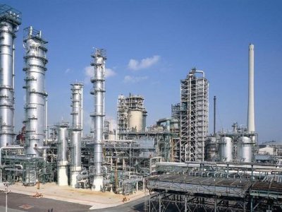 رایزنی با منابع داخلی و جلب اعتماد شرکت‌های بین‌المللی برای سرمایه‌گذاری در صنعت نفت ایران