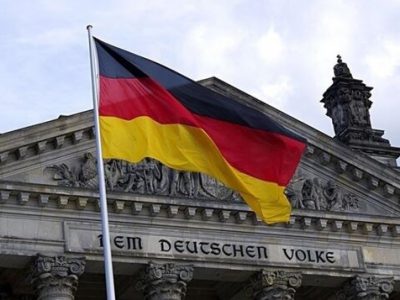 توافق‌های جدید امارات برای فروش ال‌ان‌جی و دیزل به آلمان