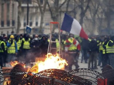 سرایت آتش اعتراضات مردمی فرانسه به کل اروپا/‌ بحران انرژی غرب نتیجه سرسپردگی سران اروپا به آمریکا