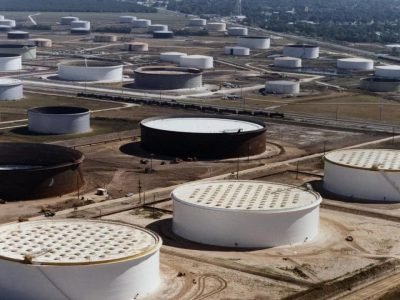 آمریکا ۱۵ میلیون بشکه از ذخایر راهبردی نفت خود را عرضه می‌کند