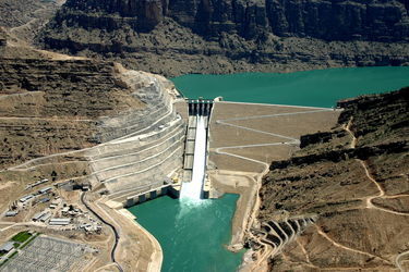 112 سد در دست ساخت است/ میزان آب قابل تنظیم به 55 میلیارد متر مکعب می‌رسد