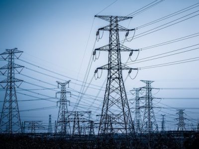شبکه برق شهرستان سنندج به طور کامل اصلاح شد
