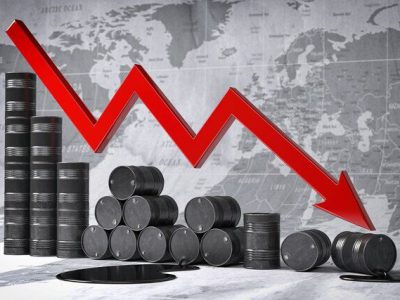 افت قیمت نفت در پی افزایش ذخیره‌سازی‌های آمریکا