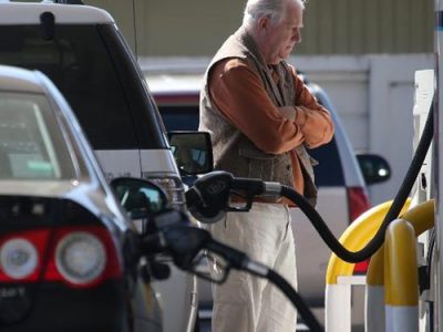 رشد قیمت بنزین در آمریکا پس از تصمیم اوپک/ قول بایدن برای کاهش قیمت سوخت محقق نشد