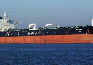 کشتی شرکت ملی نفتکش ایران ۶ خدمه لنج باری را نجات داد