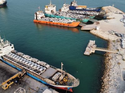 حمل ۱۴ هزار تن کالا به جزیره خارک ازسوی شرکت پایانه‌های نفتی ایران