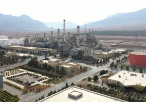 استقبال بازار از عرضه 12 هزار تنی محصولات جدید صنایع شیمیایی ایران در بورس انرژی/ افزایش حجم عرضه را دنبال می‌کنیم